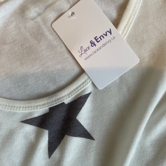 FIRST LOVE (Lovelyn) Off White Tunic Style Top  - NWT – Size L - Picture 7 of 7